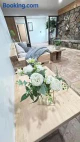 oak&stone - Image 3