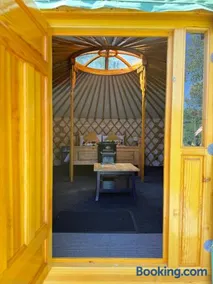 Sheviock Barton Yurt - Image 2