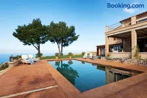 Stunning 4 Bedroom Villa in Deia, 1017 - Image 5