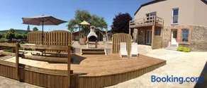 Le Fenil Holiday Home - Image 2