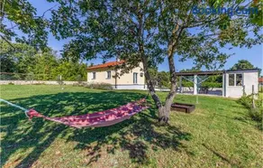 Two-Bedroom Holiday Home In Valtura - Image 5