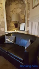 Ivanhoe Guest House - Image 5