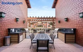 Stylish 2BR2BA Riverstone Condo Sleeps 6 - Image 3