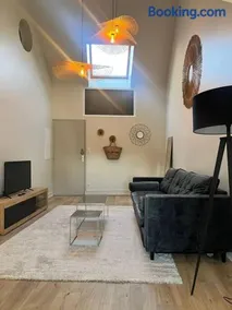Appartement neuf, centre-ville - Image 1