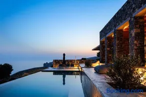 Lagremha Villa - Image 1
