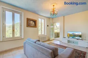 Villa Lake View With BBQ - Happy Rentals - Image 2