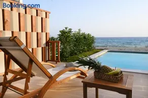 Villa Dorra Coast Suites - Image 2