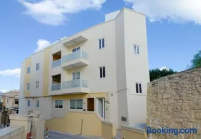 Lorenza Letting Apartment - Image 2
