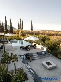 Yliessa - Luxury pool villa surrounded by nature - Image 2