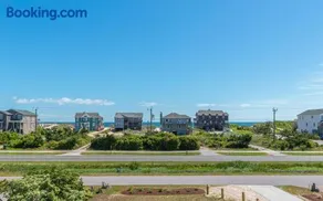 Mystic Memories - S Nags Head MP 19, Ocean View, Beach 80 Yds, Pool, Hot Tub, Close to Pier - Image 5