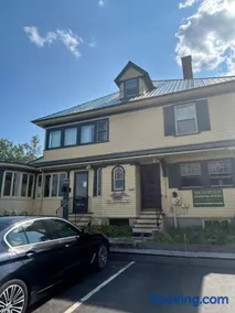 Oxford House Inn - Image 4