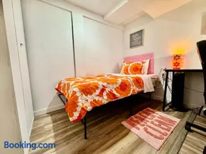 Private Room on the 1st Floor with Shared Bathroom near Airport and Downtown Seattte - Image 4