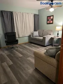 Lodge 305 Complete Fully Furnished House - Image 2