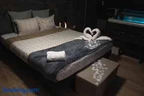 Suite Tentation avec Jacuzzi - Image 4