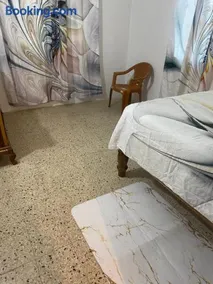 Entire 3 bedrooms in Saint Thomas Jamaica fully air-conditioning - Image 4