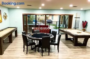 Buddha Mansion Compound - Pickle Ball - Basket ball - Pool - Hot Tub - Sauna Game Room and much more - Image 2