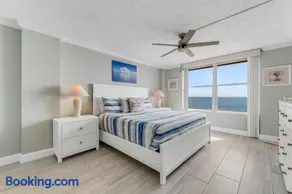 New listing! Direct oceanfront condo with private balcony overlooking the pool and beach - Image 2