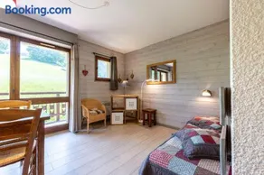 Studio 10 - Bisanne - Image 3