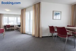 EMA House Serviced Apartments Aussersihl - Image 4