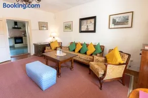 Ferienwohnung Ottmanach Schlosshof - Image 2