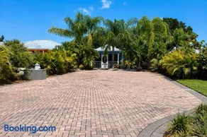 Bay Lake RV Resort - Image 2