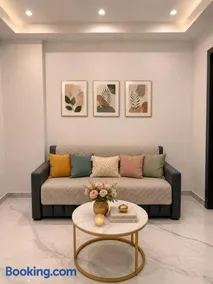Stay Zariya feel at home anywhere - Image 3