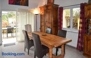 3 Bedroom Amazing Home In Villetelle - Image 4