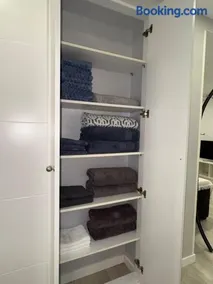 Apartment near downtown - Image 4