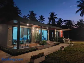 ลานแลเล รีสอร์ท ชุมพร Larn-Lae-Lay Resort Chumphon - Image 1