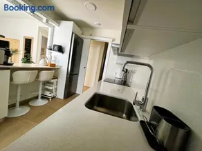 Portia Metropolitan Suite - Image 2