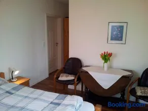 "Höper Mittelhof" Doppelzimmer Nr4 - Image 2
