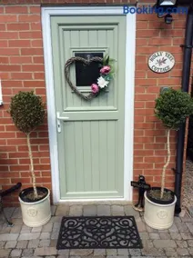 Holly Tree Cottage - Image 2
