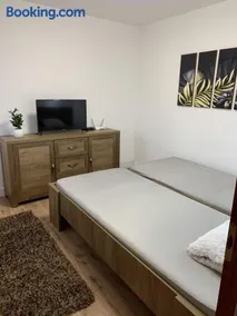 Várlak Apartman - Image 4