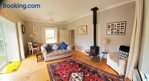 Folly View - Private, peaceful apartment with stunning views. - Image 3