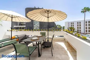 Luxury Apartment Playa Chica - Image 2