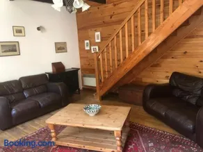 Farmyard at Kerespars, 3 Houses, Sleeps 30 with pool - Image 4