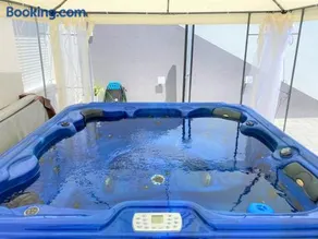 Lux Apartment Sea Shell with jacuzzi - Image 3