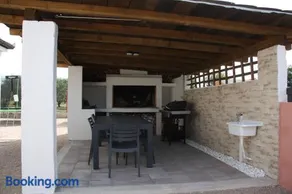 MEL'S HOUSE - Image 2