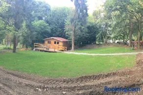 Cabane au milieu des bois - Image 2