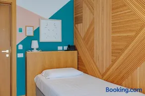 OPHELIA Hotel - Image 3