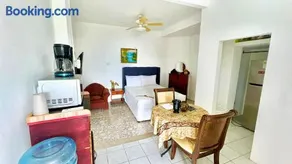 See Belize SUNRISE Sea View Studio with Pool & Deck, 1st Floor - Image 2