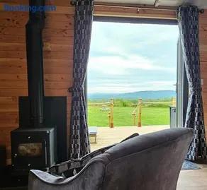 Wye Valley Cabin - Image 3