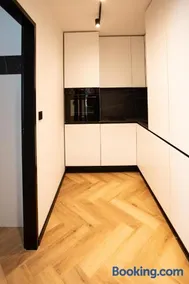 Modern Luxury Apartment - Image 4