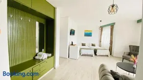ÖZTUR OTEL YUMURTALIK - Image 1