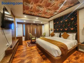 The Walnut Creek Pahalgam - Image 2