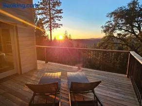 Cedar Rock Cabin - Image 1