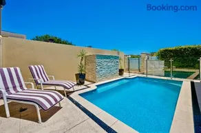 Luxury Villa W Pool & Spa 5 BEDROOMS - Image 2