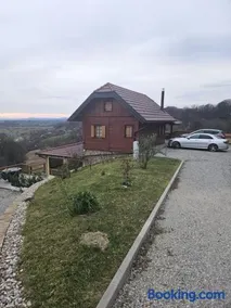 Kuća sa bazenom za odmor i domjenke MARIS - Image 1