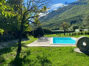 Maison de la tuilière hautes alpes piscine et boulodrome 12 personnes - Image 5