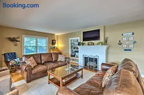 Riverfront Paradise w/ Hot Tub & Pool in Kinsale! - Image 3